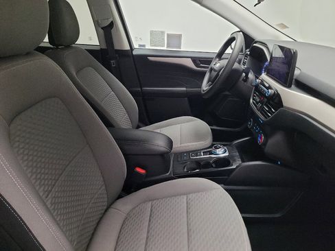Used 2022 Ford Escape SE FWD image 21