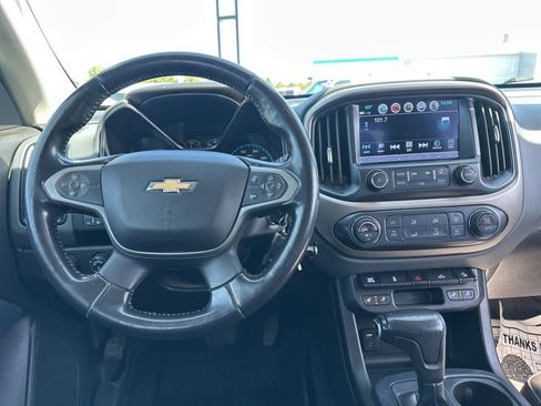 Used 2018 Chevrolet Colorado Z71 AWD/4WD image 7
