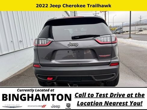 Used 2022 Jeep Cherokee Trailhawk AWD/4WD image 5