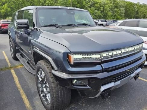 Used 2026 GMC Hummer EV SUV AWD/4WD image 3