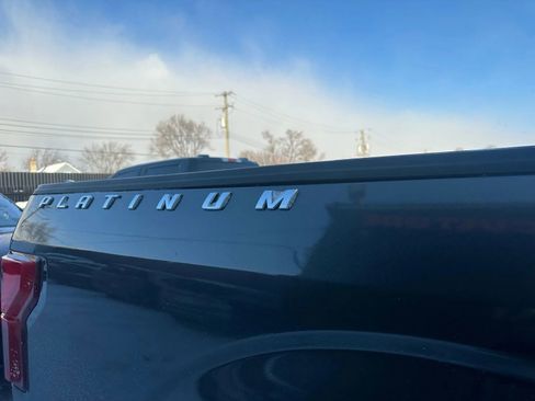 Used 2019 Ford F150 Platinum w/ Equipment Group 701A Luxury image 6