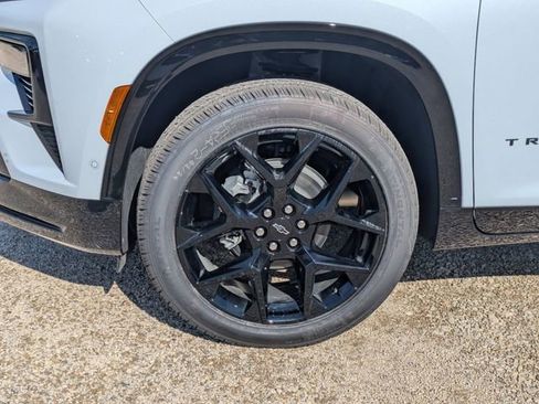 New 2026 Chevrolet Traverse RS image 7