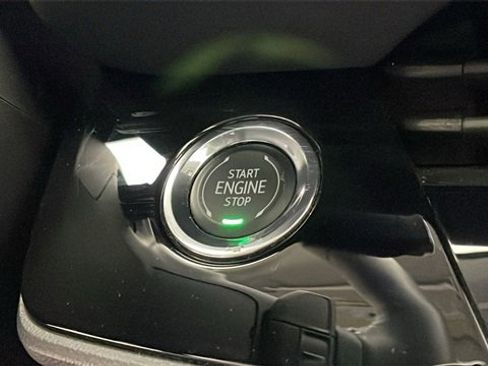 Certified 2024 Buick Envision Sport Touring image 21