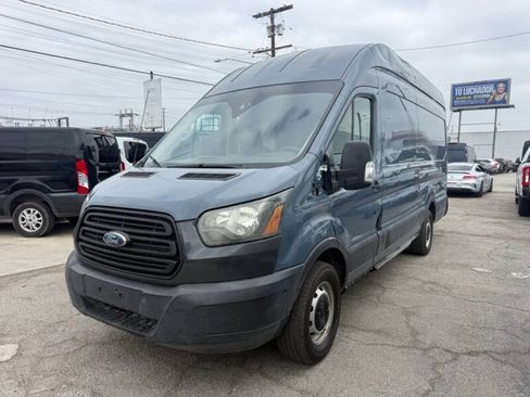 Used 2019 Ford Transit 250 148 High Roof Extended RWD image 3