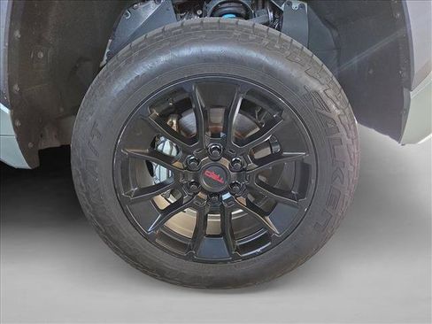 Used 2023 Toyota Tundra Limited w/ TRD Off-Road Package AWD/4WD image 20