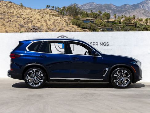 Certified 2024 BMW X5 xDrive50e w/ Premium Package AWD/4WD image 6