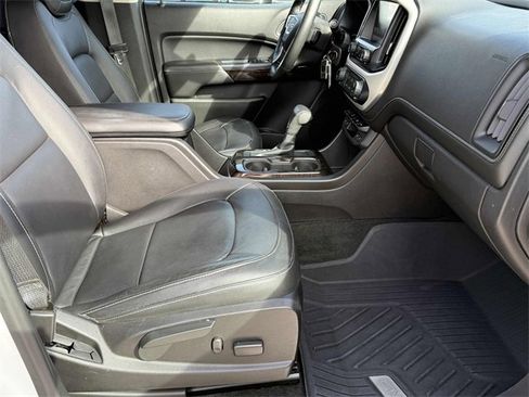 Used 2016 GMC Canyon SLT image 20