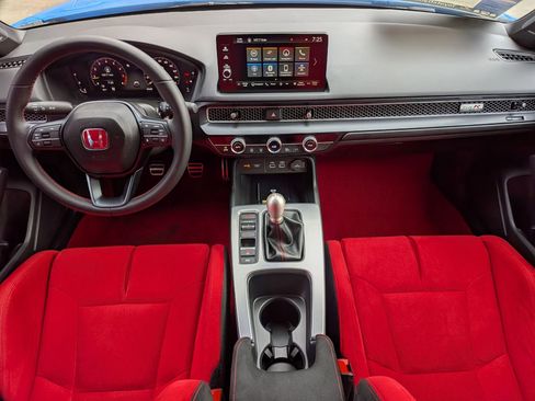 Used 2025 Honda Civic Type R image 29