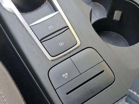 Used 2021 Ford Escape SE FWD image 26