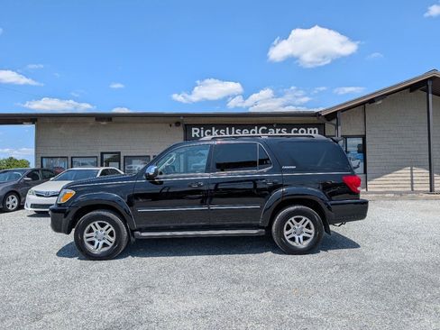 Used 2007 Toyota Sequoia Limited AWD/4WD image 11