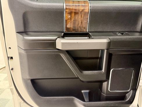 Used 2016 Ford F150 Platinum w/ Max Trailer Tow Package image 38