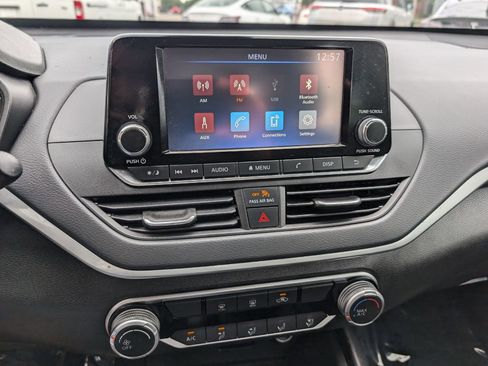 Used 2023 Nissan Altima 2.5 S image 22