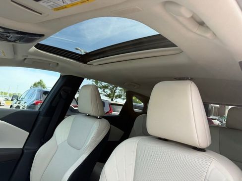 Used 2023 Lexus RX 350 Premium w/ Accessory Package AWD/4WD image 7