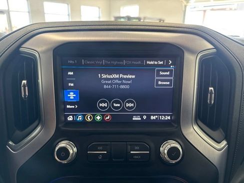 Used 2019 GMC Sierra 1500 SLT w/ SLT Premium Package AWD/4WD image 40