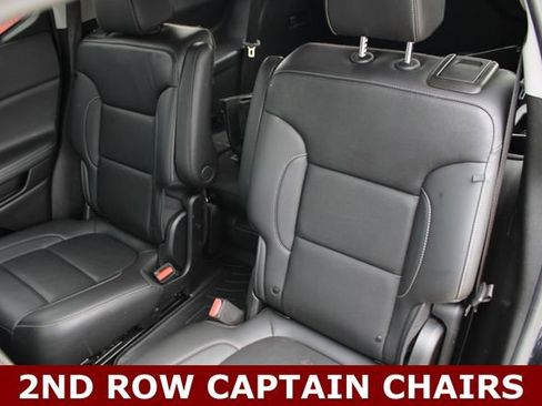 Used 2022 GMC Acadia SLT w/ Elevation Edition AWD/4WD image 9