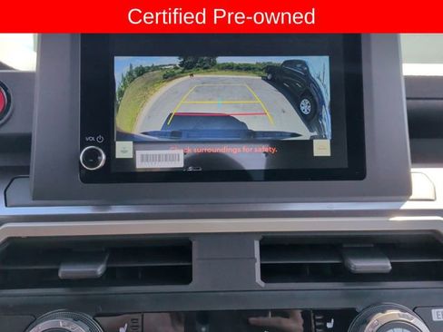 Used 2025 Toyota Tacoma TRD Off-Road AWD/4WD image 19