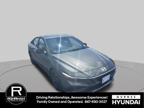 New 2026 Hyundai Elantra Sport FWD image 2