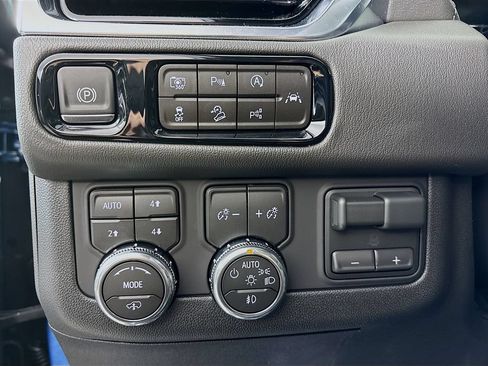 New 2026 GMC Yukon XL Denali AWD/4WD image 10