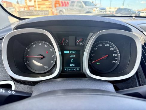Used 2017 Chevrolet Equinox LT w/ Convenience Package FWD image 17