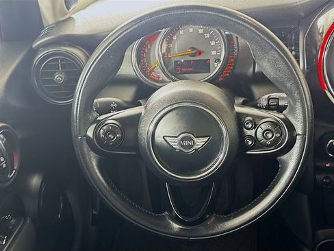 Used 2015 MINI Cooper 4-Door Hardtop FWD image 14