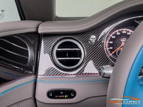 Used 2022 Bentley Continental GT AWD/4WD image 18