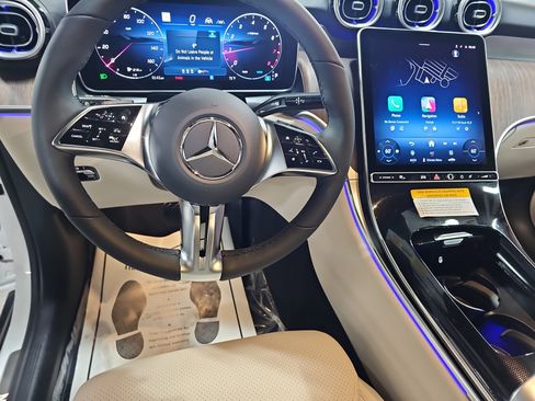 New 2026 Mercedes-Benz GLC 300 image 18