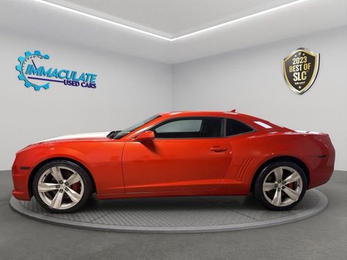 Used 2013 Chevrolet Camaro SS w/ RS Package RWD image 2
