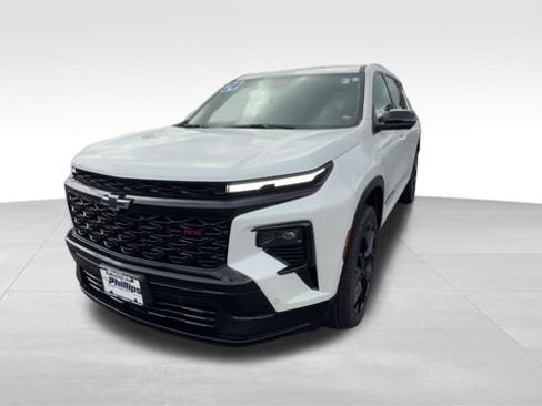 Certified 2024 Chevrolet Traverse RS w/ LPO, Floor Liner Package AWD/4WD image 2