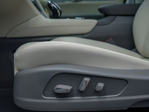 New 2026 Cadillac XT5 Premium Luxury w/ Driver Assist Package FWD image 19