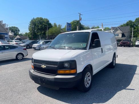 Used 2012 Chevrolet Express 1500 RWD image 29