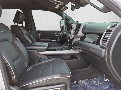 Used 2025 RAM 1500 Laramie AWD/4WD image 19