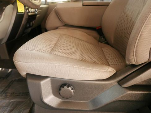 Used 2021 Ford F450 XLT image 9