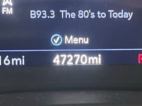 Used 2022 Cadillac XT4 Premium Luxury w/ LPO, Radiant Package image 22