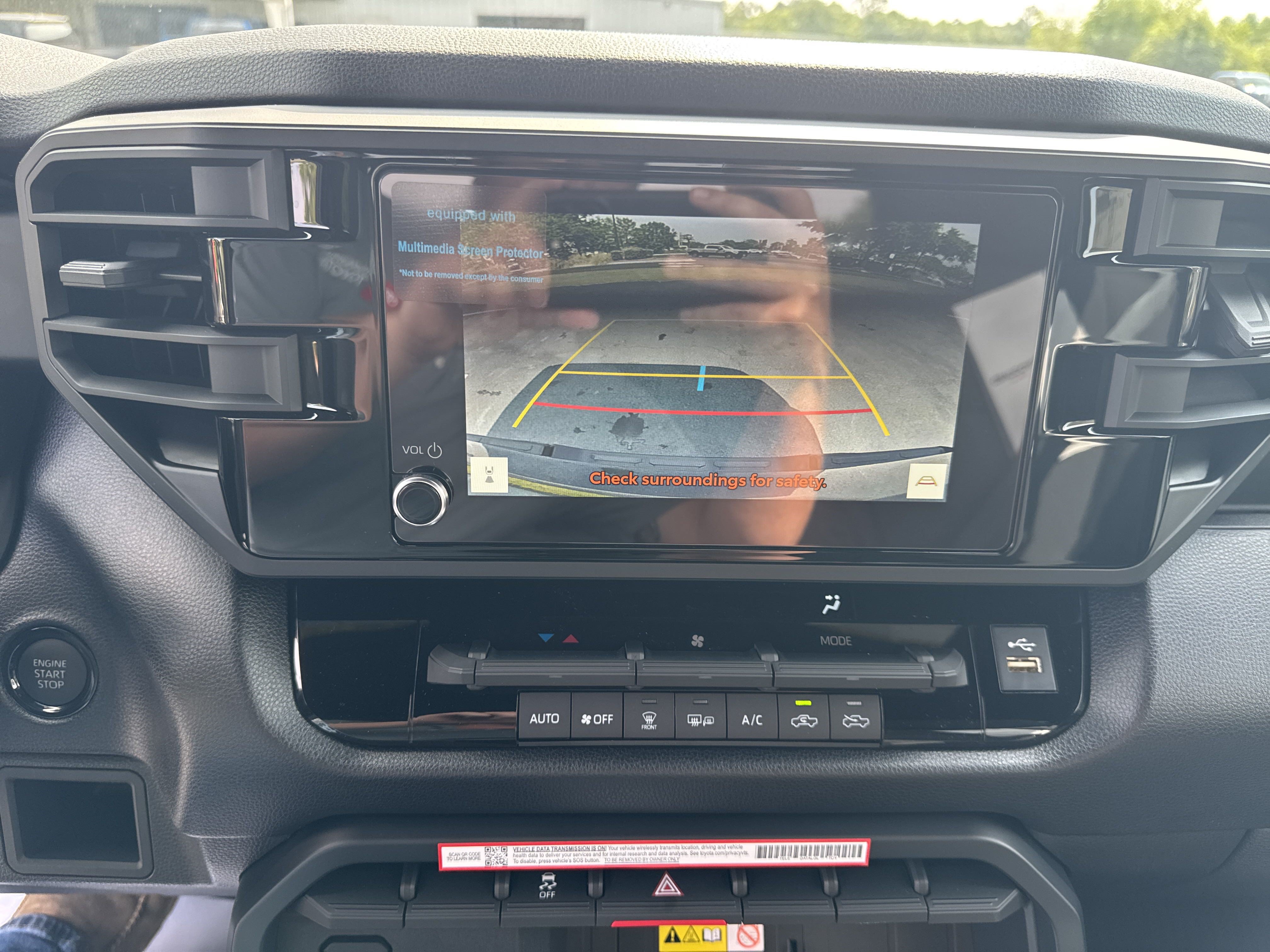 New 2025 Toyota Tundra SR w/ SR Tow Package AWD/4WD image 19