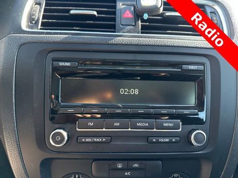Used 2014 Volkswagen Jetta S image 11