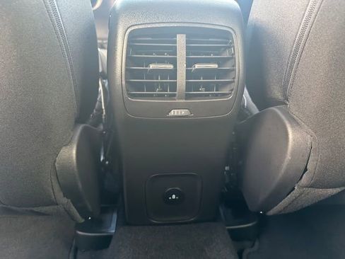 Used 2025 Ford Escape Active AWD/4WD image 21