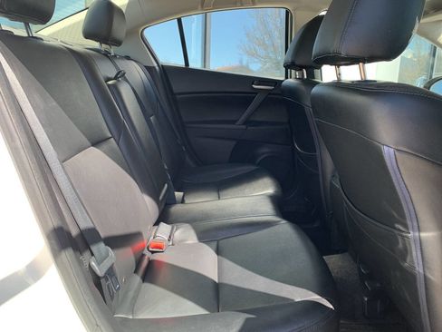 Used 2010 MAZDA MAZDA3 i Touring image 11