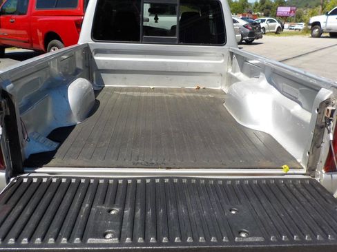 Used 2008 Ford Ranger XL AWD/4WD image 9