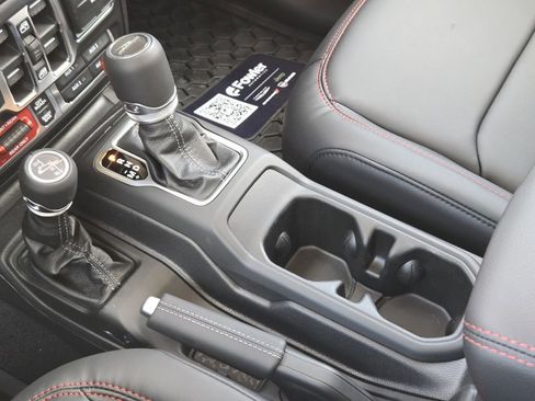 New 2026 Jeep Gladiator Rubicon AWD/4WD image 16