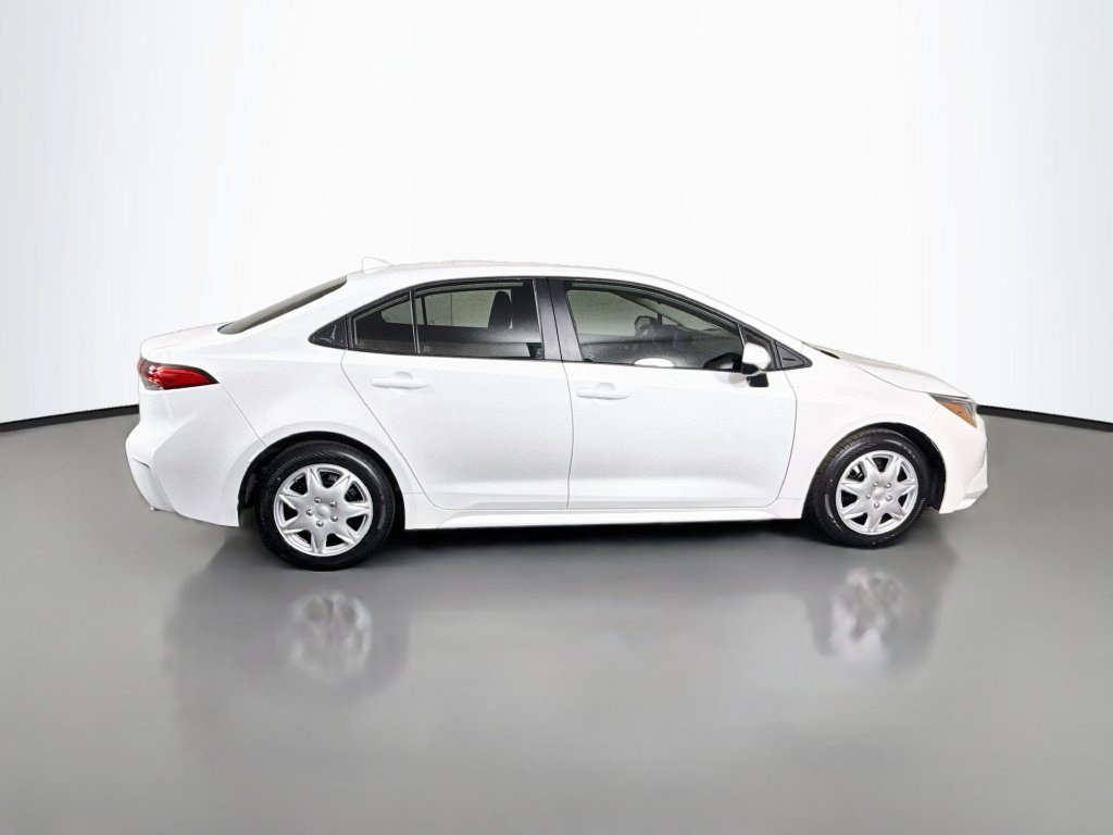 Used 2024 Toyota Corolla LE FWD image 11