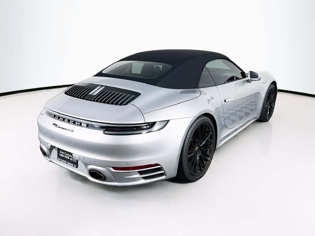 Certified 2022 Porsche 911 Carrera 4S AWD/4WD image 9