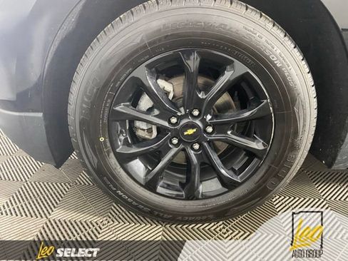 Used 2018 Chevrolet Equinox LT FWD image 23