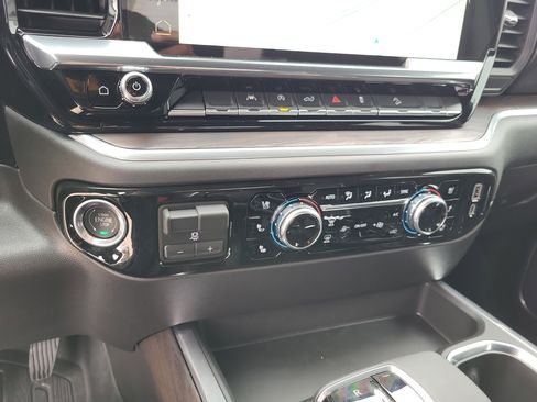 New 2026 GMC Sierra 1500 SLT w/ SLT Premium Package image 24