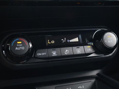 New 2026 Nissan Kicks SV image 14