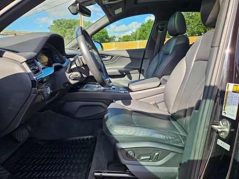 Used 2019 Audi Q7 3.0T Premium Plus w/ Premium Plus Package AWD/4WD image 19