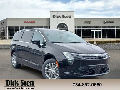 New 2027 Chrysler Pacifica Select