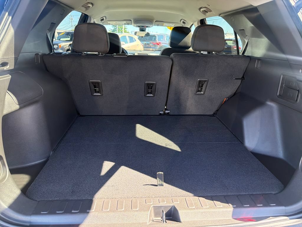 Used 2024 Chevrolet Equinox LT AWD/4WD image 26