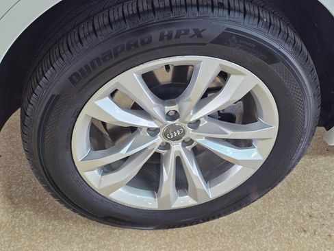 Used 2019 Audi Q7 3.0T Premium w/ Convenience Package image 48