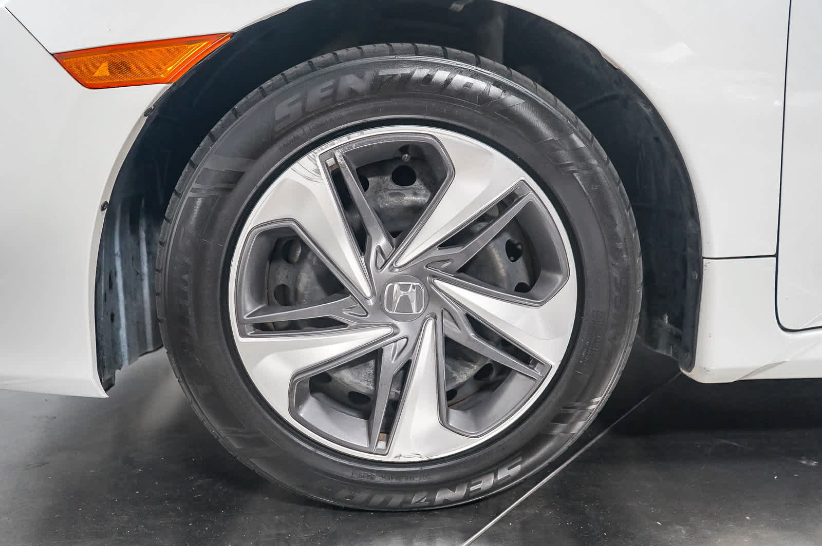 Used 2020 Honda Civic LX image 9