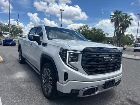 Used 2025 GMC Sierra 1500 Denali Ultimate AWD/4WD image 3